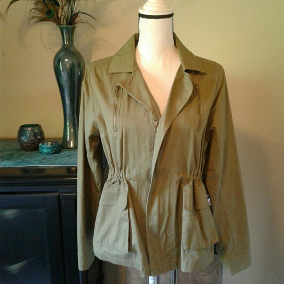 Elodie Jackets & Blazers - NWOT Elodie Utility Jacket